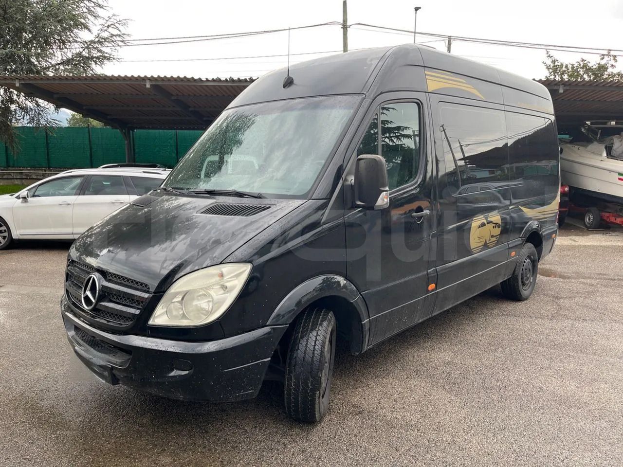 Mercedes-Benz Sprinter - Bus pinggiran kota: gambar 4 Mercedes-Benz Sprinter - Bus pinggiran kota: gambar 4