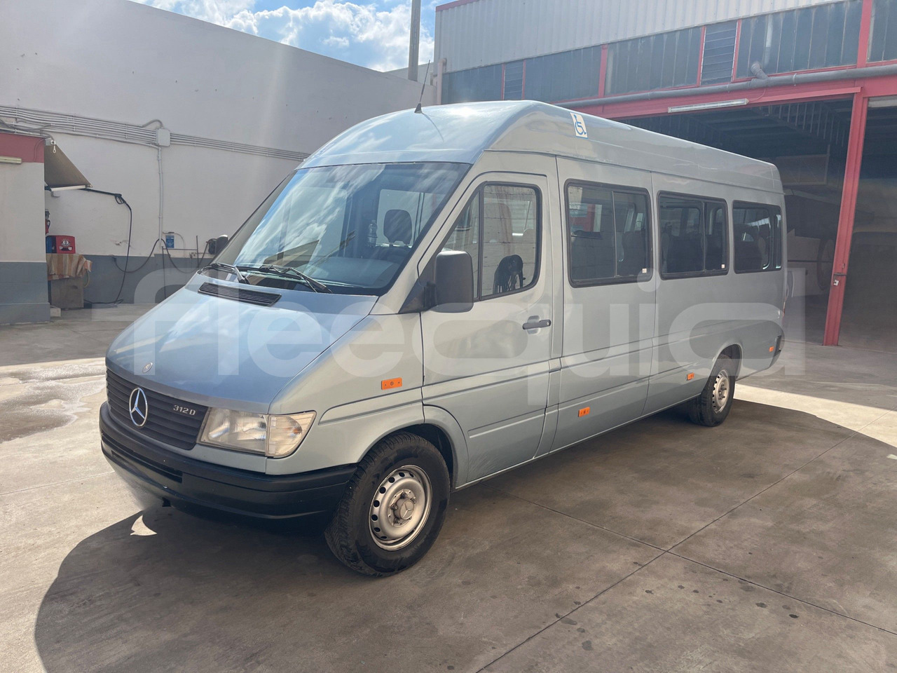 Mercedes-Benz Sprinter - Bus mini, Van penumpang: gambar 4 Mercedes-Benz Sprinter - Bus mini, Van penumpang: gambar 4