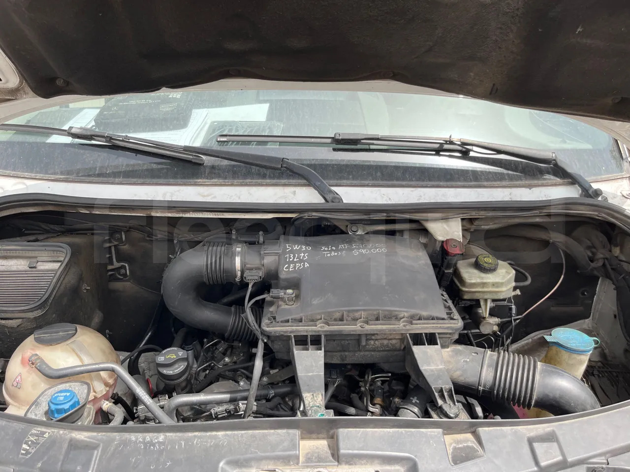 Bus pariwisata Mercedes-Benz Sprinter: gambar 16 Bus pariwisata Mercedes-Benz Sprinter: gambar 16