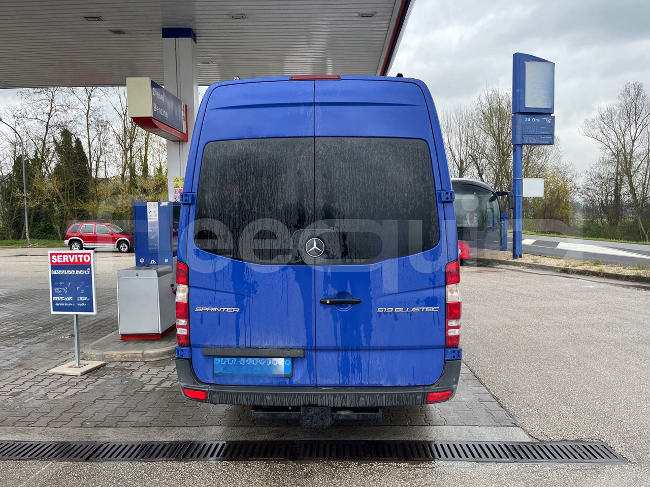 Mercedes-Benz Sprinter - Bus mini, Van penumpang: gambar 5 Mercedes-Benz Sprinter - Bus mini, Van penumpang: gambar 5