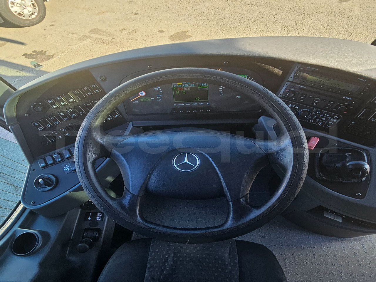 Mercedes-Benz Tourismo - Bus pariwisata: gambar 3 Mercedes-Benz Tourismo - Bus pariwisata: gambar 3