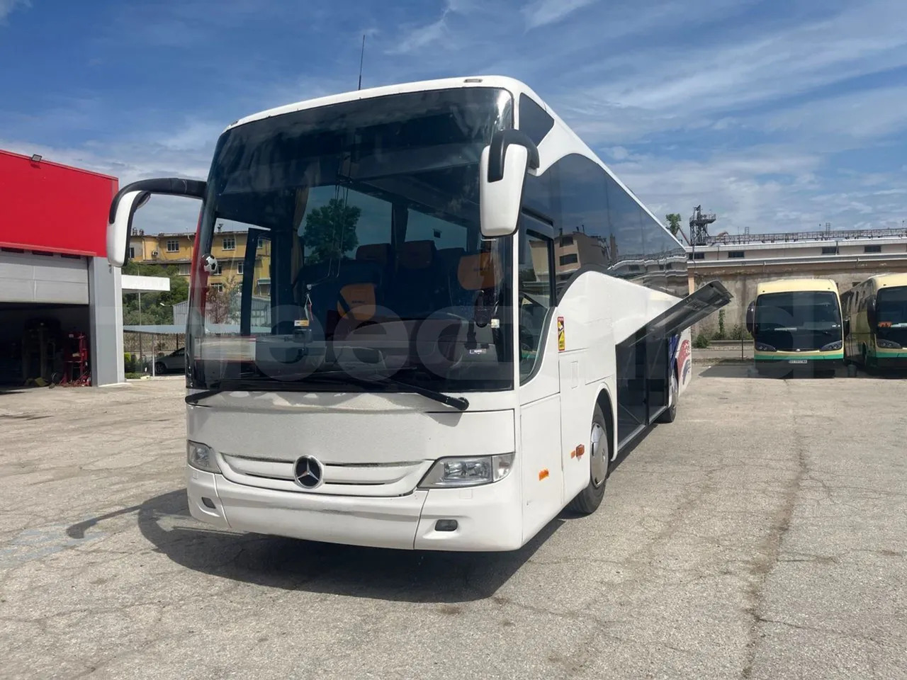 Mercedes-Benz Tourismo - Bus pariwisata: gambar 3 Mercedes-Benz Tourismo - Bus pariwisata: gambar 3
