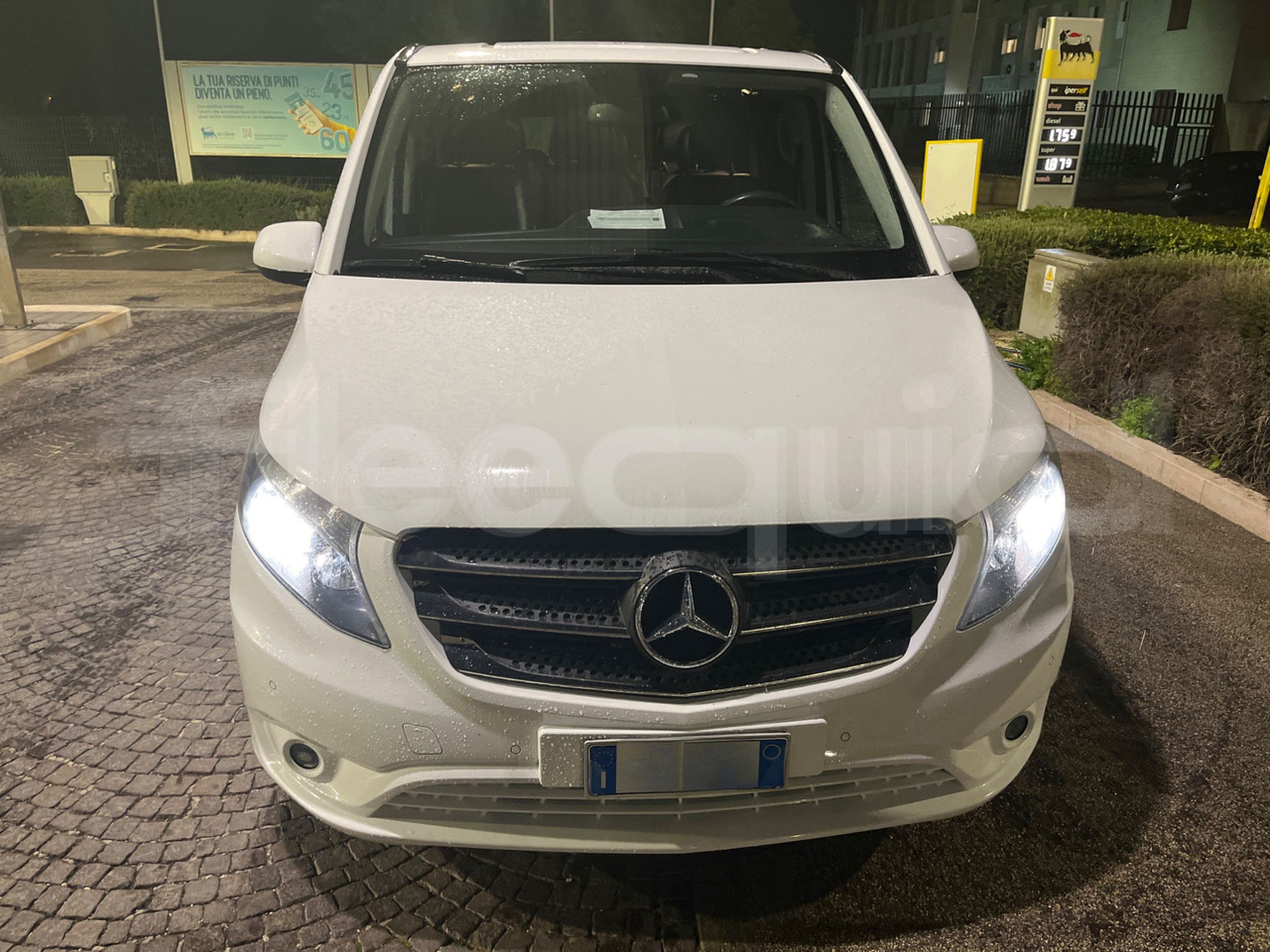 Mercedes-Benz Vito Tourer - Bus pariwisata: gambar 2 Mercedes-Benz Vito Tourer - Bus pariwisata: gambar 2
