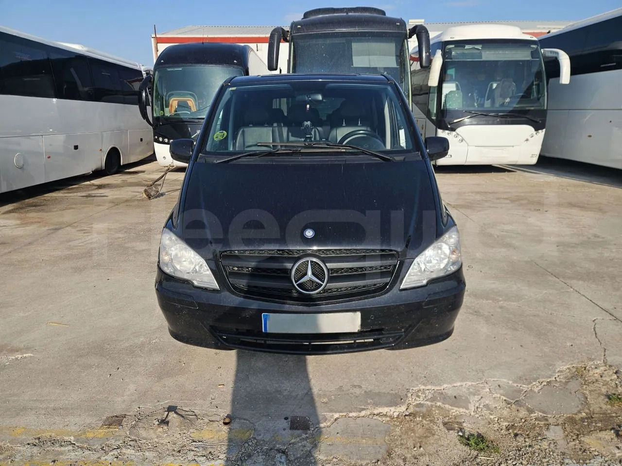 Mercedes-Benz Vito Tourer - Bus mini, Van penumpang: gambar 2 Mercedes-Benz Vito Tourer - Bus mini, Van penumpang: gambar 2