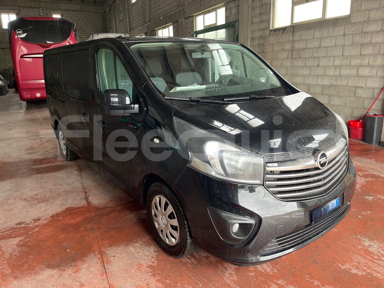 Opel Vivaro - B - Bus mini, Van penumpang: gambar 1 Opel Vivaro - B - Bus mini, Van penumpang: gambar 1