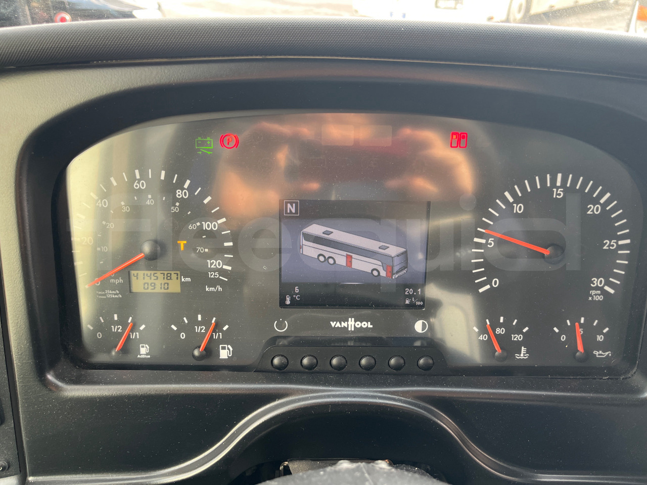 Van Hool Astron - Bus pariwisata: gambar 3 Van Hool Astron - Bus pariwisata: gambar 3