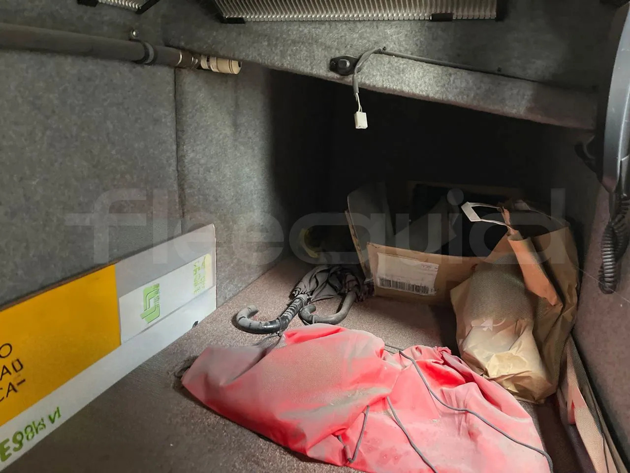 Bus pariwisata Volvo B12B: gambar 17