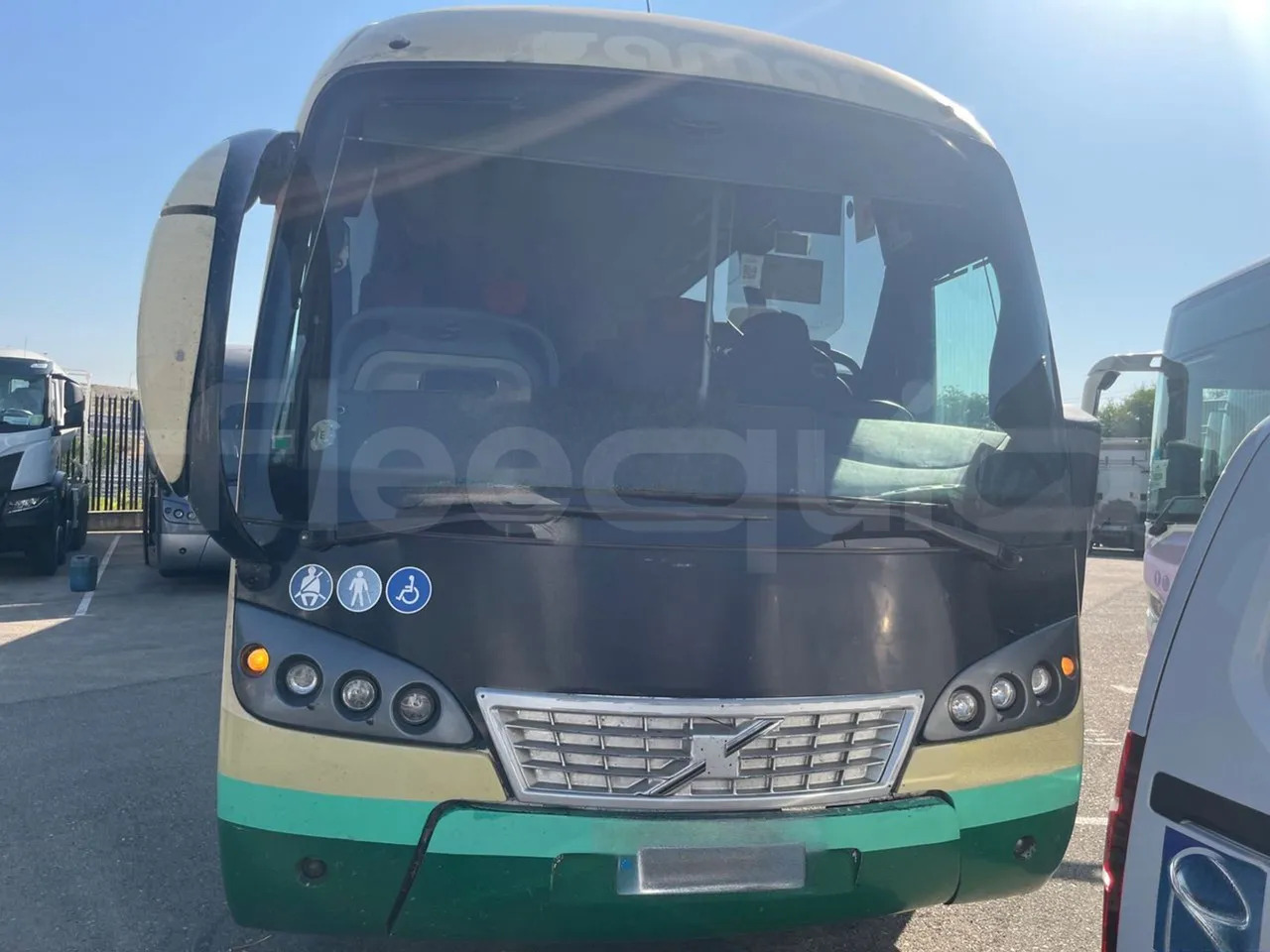Volvo B12B - Bus pariwisata: gambar 2 Volvo B12B - Bus pariwisata: gambar 2