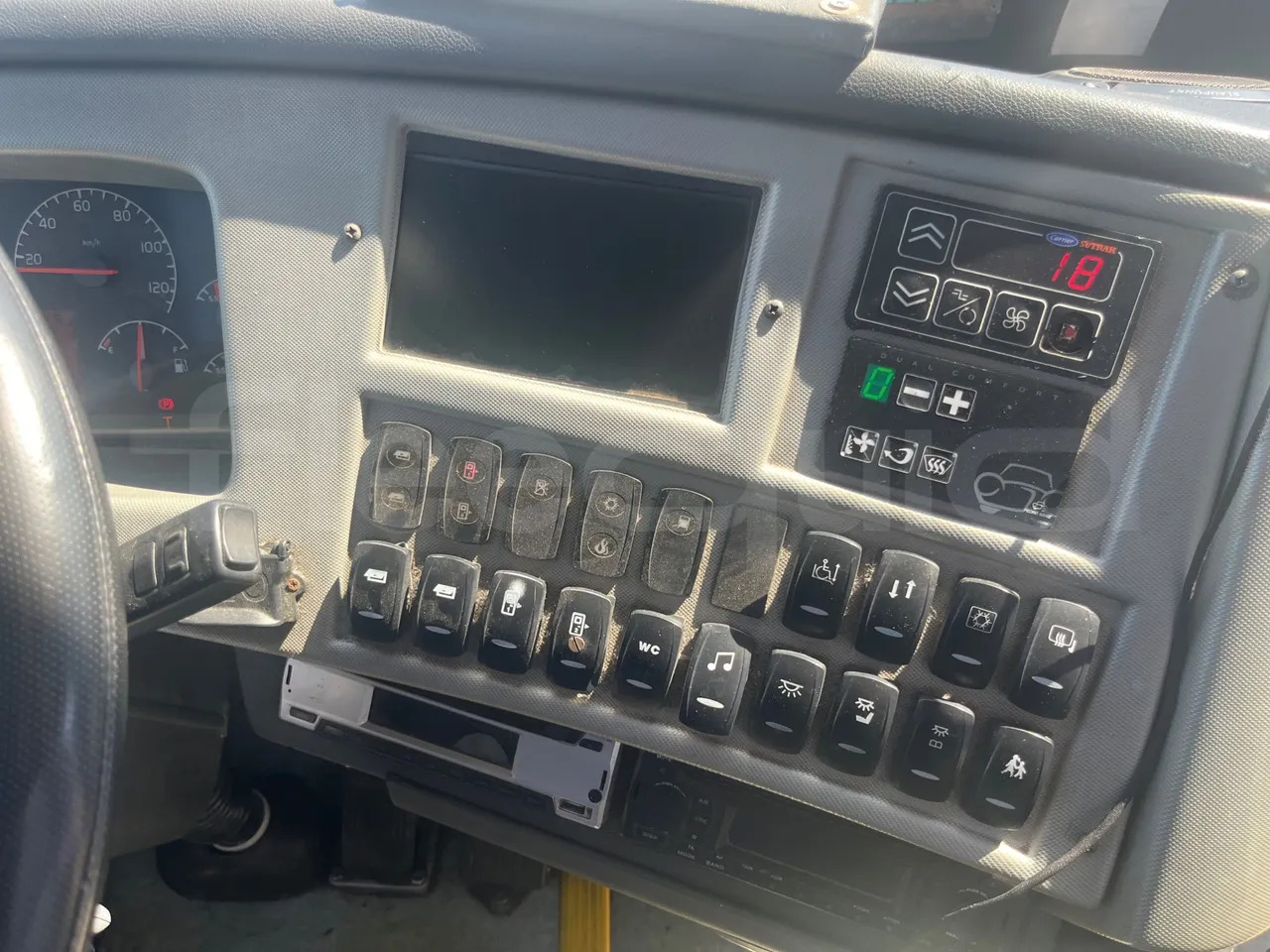 Volvo B12B - Bus pariwisata: gambar 3 Volvo B12B - Bus pariwisata: gambar 3