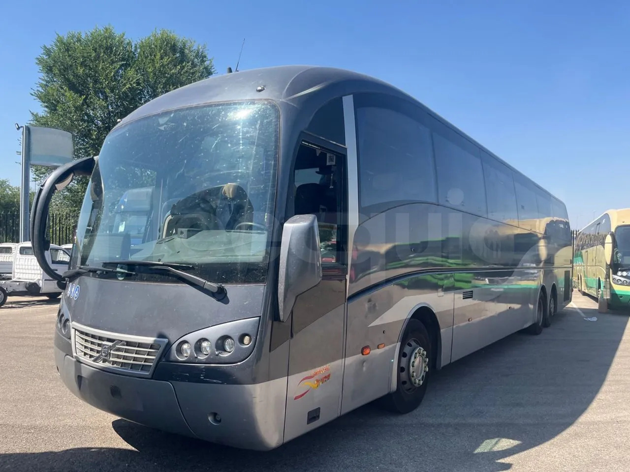 Volvo B12B - Bus pariwisata: gambar 4 Volvo B12B - Bus pariwisata: gambar 4
