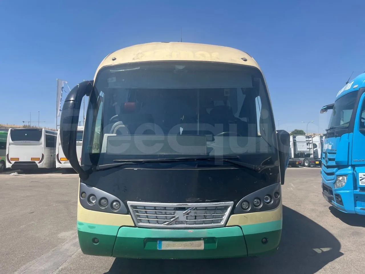 Volvo B12B - Bus pariwisata: gambar 2 Volvo B12B - Bus pariwisata: gambar 2