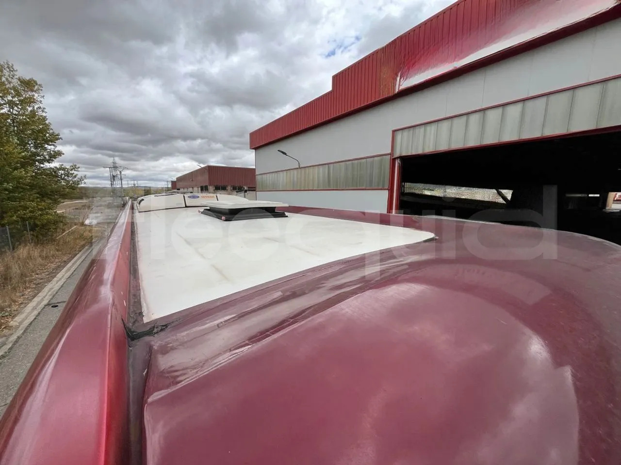 Bus pariwisata Volvo B12B: gambar 20