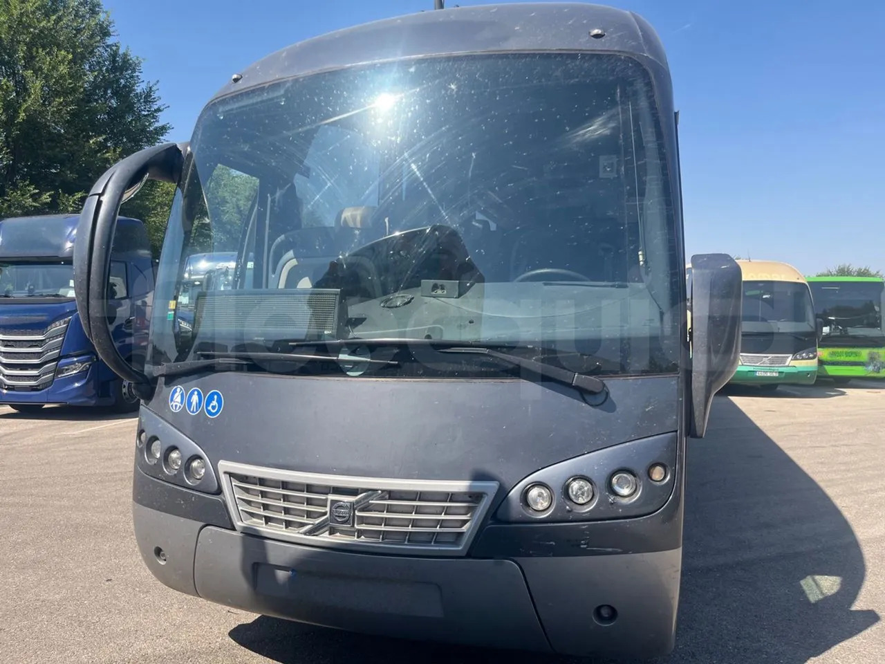 Volvo B12B - Bus pariwisata: gambar 2 Volvo B12B - Bus pariwisata: gambar 2