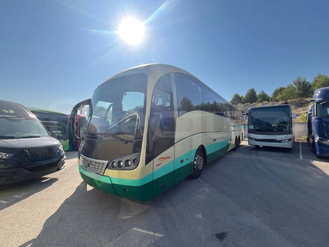 Volvo B12B - Bus pariwisata: gambar 3 Volvo B12B - Bus pariwisata: gambar 3