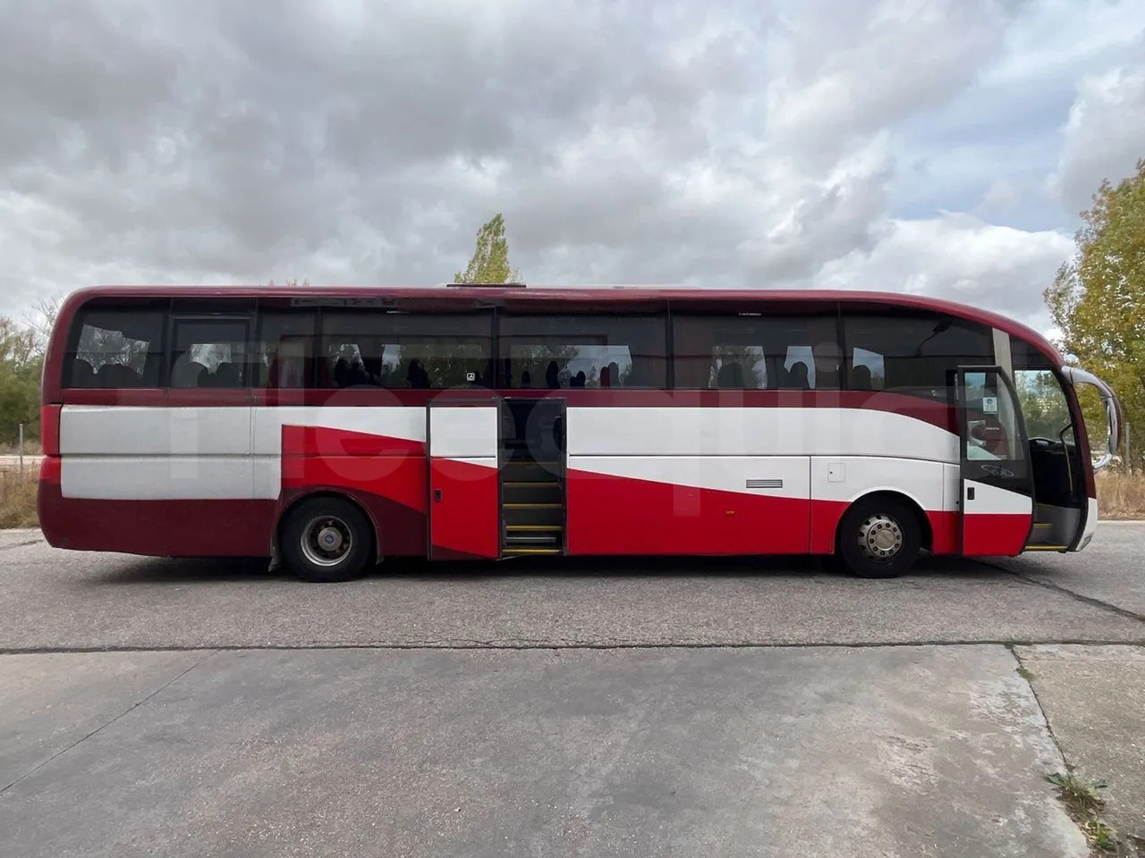 Bus pariwisata Volvo B12B: gambar 14