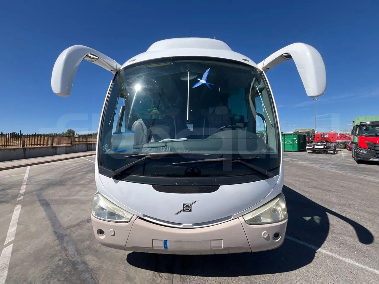 Volvo B12BER - Bus pariwisata: gambar 2 Volvo B12BER - Bus pariwisata: gambar 2