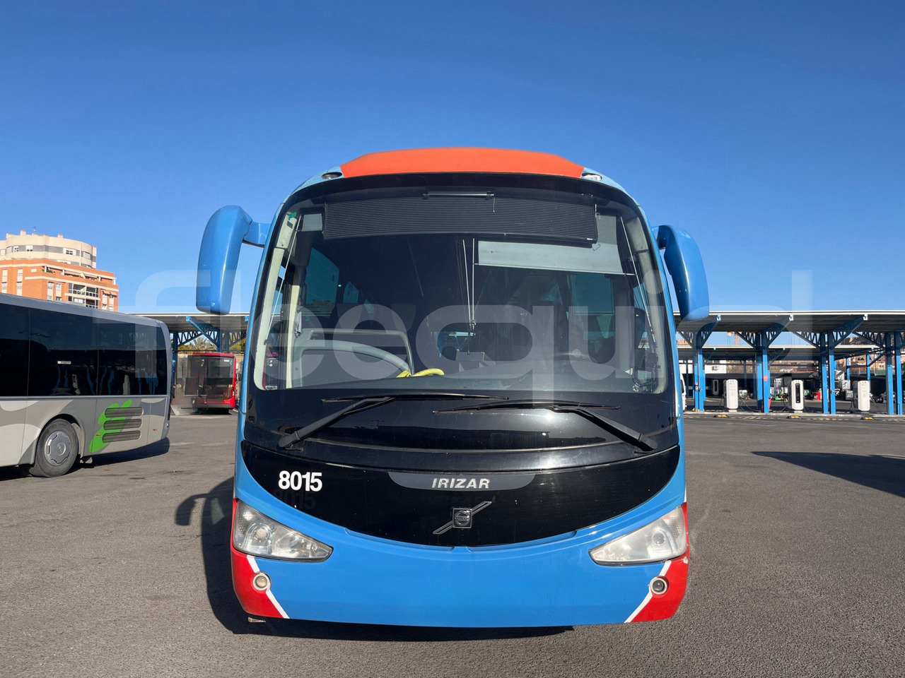 Volvo B9 - Bus pariwisata: gambar 2 Volvo B9 - Bus pariwisata: gambar 2
