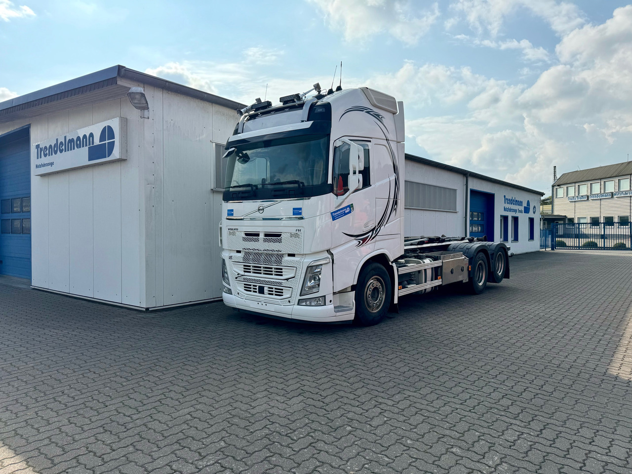 VOLVO Fh-13-540 6x4R - Hook lift: gambar 1 VOLVO Fh-13-540 6x4R - Hook lift: gambar 1