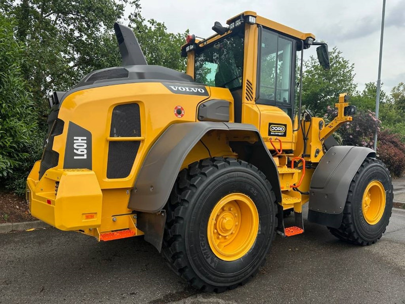Volvo L 60 H2 - Wheel loader: gambar 4 Volvo L 60 H2 - Wheel loader: gambar 4