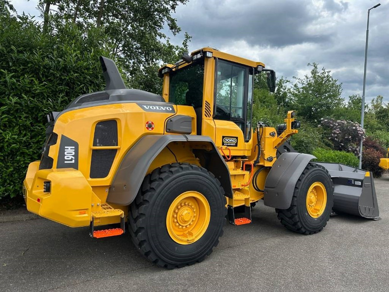 Volvo L 90 H - Wheel loader: gambar 5 Volvo L 90 H - Wheel loader: gambar 5