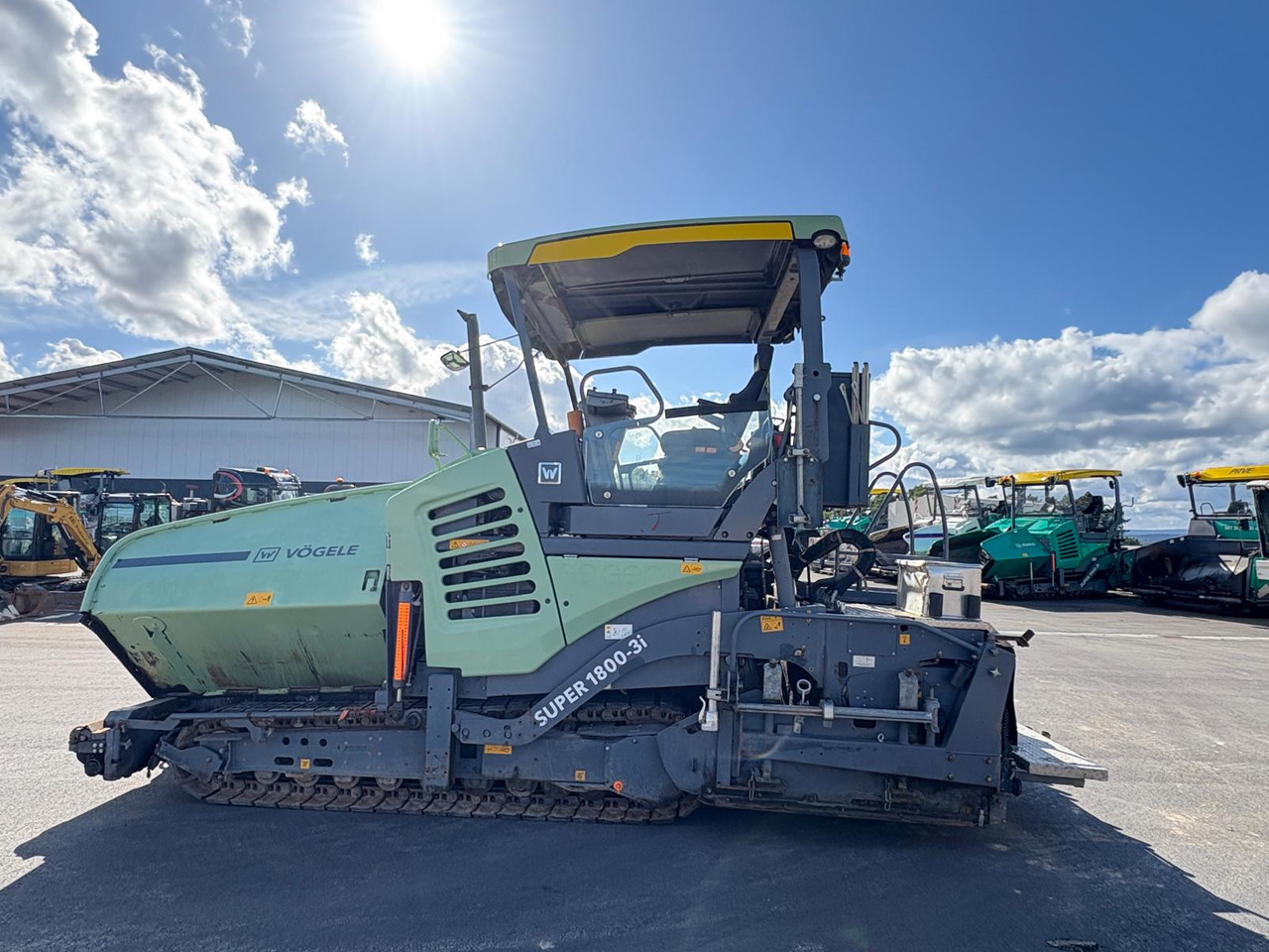 VÖGELE SUPER 1800-3i - Paver aspal: gambar 5 VÖGELE SUPER 1800-3i - Paver aspal: gambar 5