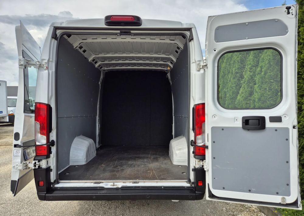 Fiat Ducato 2.3 180KM Maxi Nowa Zabudowa Dubel - Van kombi: gambar 4 Fiat Ducato 2.3 180KM Maxi Nowa Zabudowa Dubel - Van kombi: gambar 4