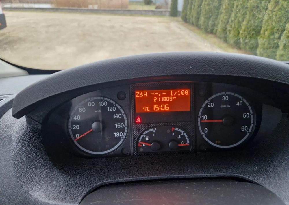 Bus mini, Van penumpang Fiat Ducato L2H2: gambar 13 Bus mini, Van penumpang Fiat Ducato L2H2: gambar 13