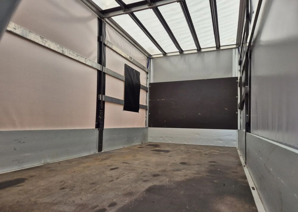 Iveco 35C15 3.0 150KM, Burto-Plandeka - Van flatbed: gambar 4 Iveco 35C15 3.0 150KM, Burto-Plandeka - Van flatbed: gambar 4