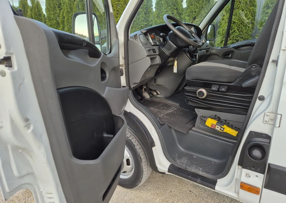 Iveco 50c15 3.0 150KM Brygadówka - Van jungkit: gambar 5 Iveco 50c15 3.0 150KM Brygadówka - Van jungkit: gambar 5