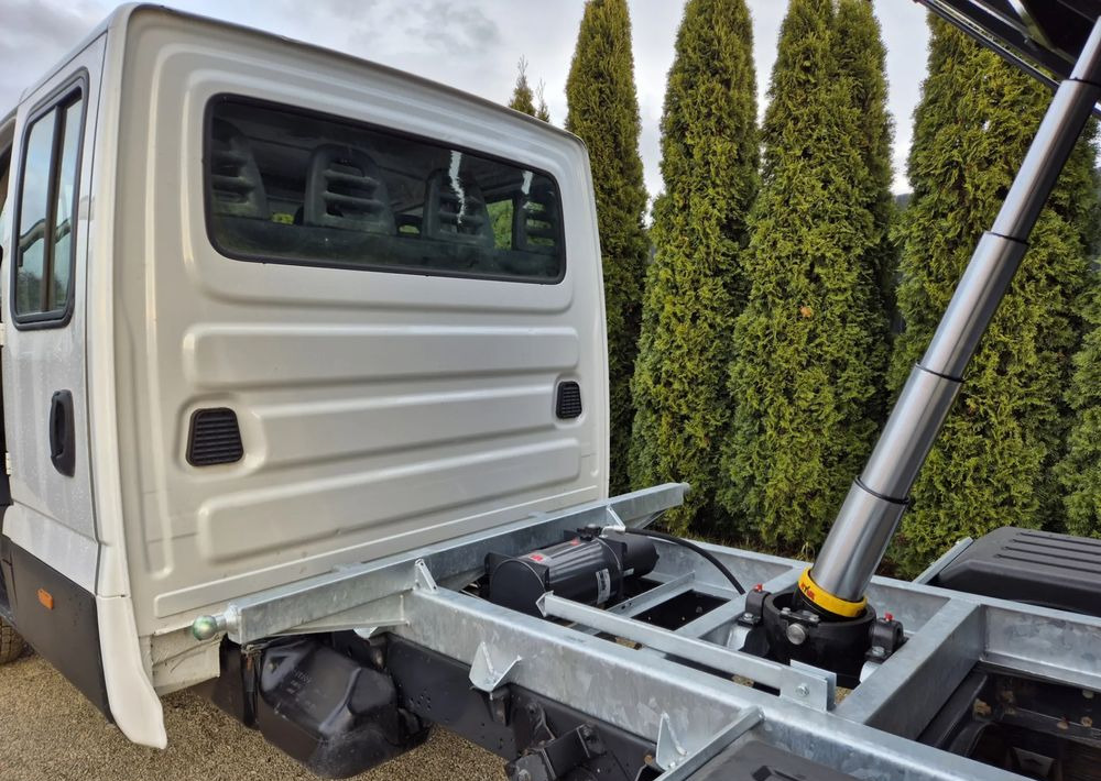 Iveco Iveco 35c18 3.0 180KM Brygadówka/ - Van jungkit: gambar 4 Iveco Iveco 35c18 3.0 180KM Brygadówka/ - Van jungkit: gambar 4