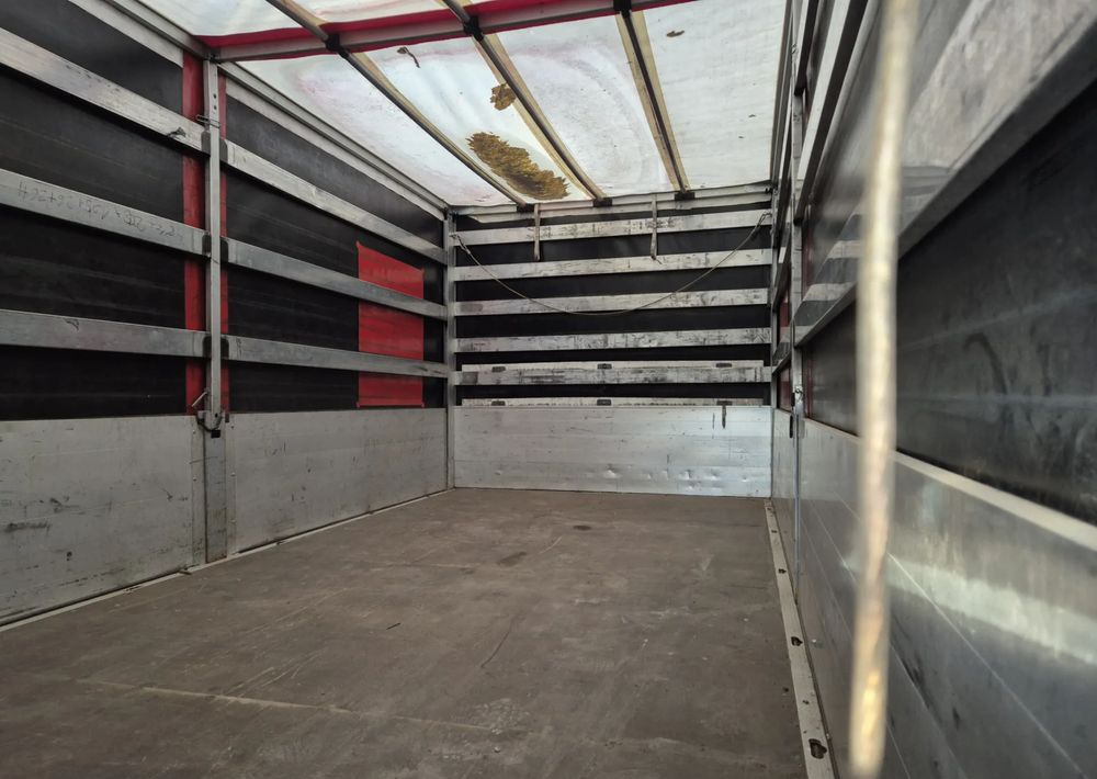 Nissan ATLEON 3.0 150KM - Truk dengan terpal samping: gambar 5 Nissan ATLEON 3.0 150KM - Truk dengan terpal samping: gambar 5