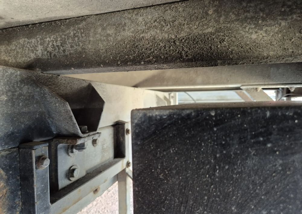 Tukar tubuh tirai Skrzynia plandeka Firanka 3.5m winda Dhollandia 750kg składana, Iveco, Super stan!: gambar 9 Tukar tubuh tirai Skrzynia plandeka Firanka 3.5m winda Dhollandia 750kg składana, Iveco, Super stan!: gambar 9