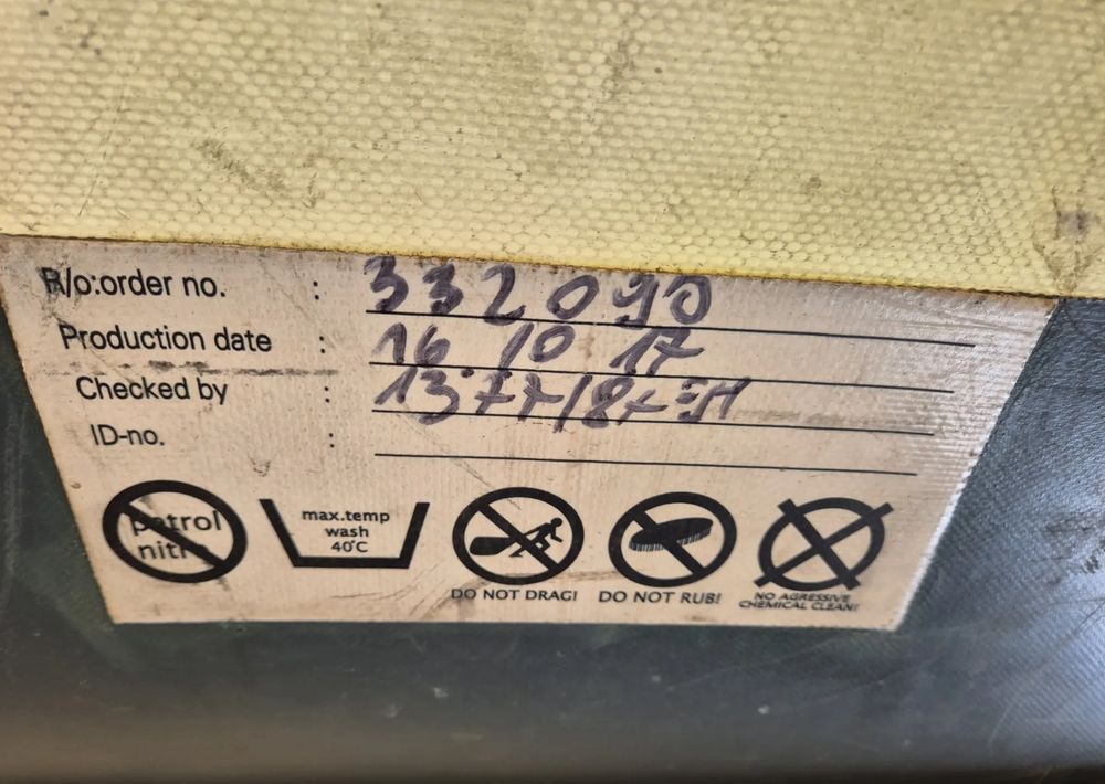 Tukar tubuh tirai Skrzynia plandeka Firanka 3.5m winda Dhollandia 750kg składana, Iveco, Super stan!: gambar 20 Tukar tubuh tirai Skrzynia plandeka Firanka 3.5m winda Dhollandia 750kg składana, Iveco, Super stan!: gambar 20