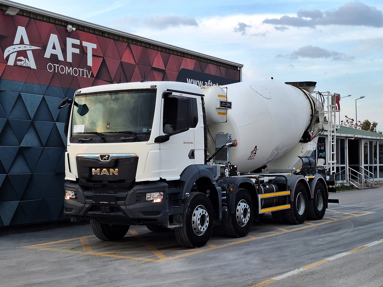 MAN TGS 41.440 - Truk pengaduk beton: gambar 1 MAN TGS 41.440 - Truk pengaduk beton: gambar 1