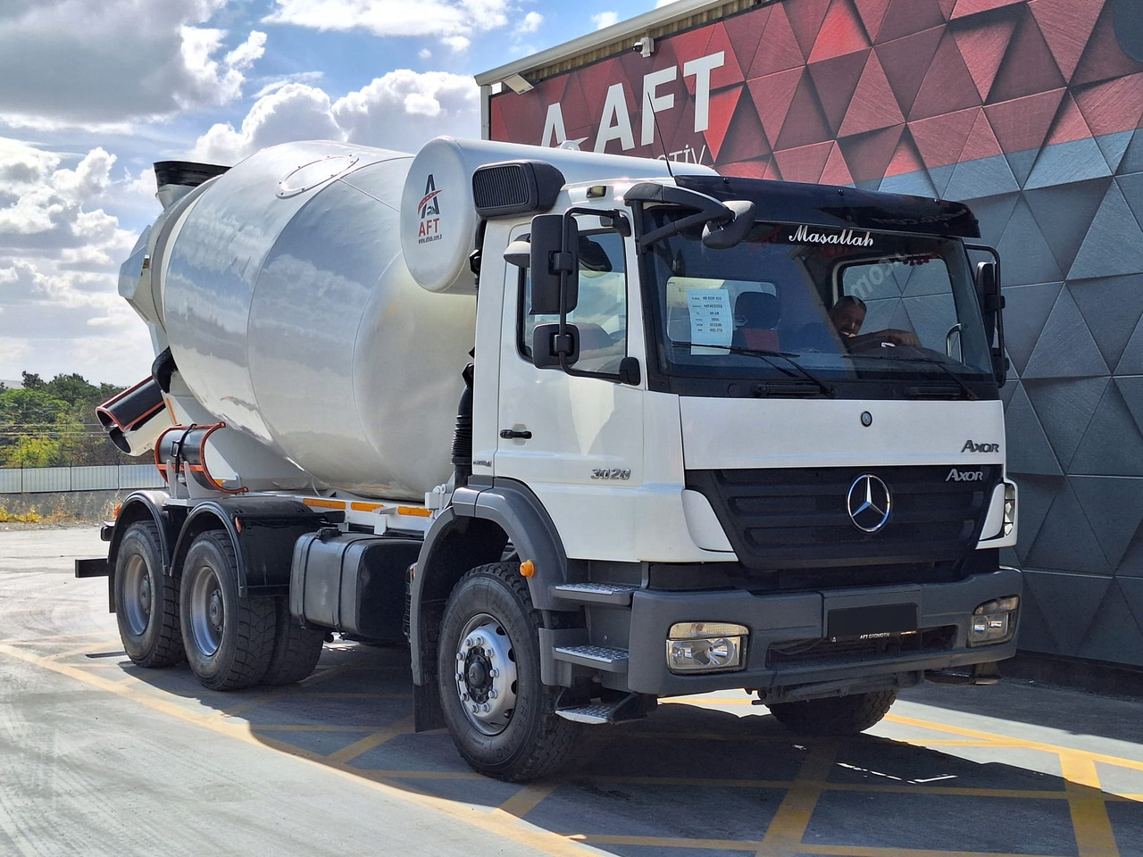 MERCEDES-BENZ AXOR 3028 - Truk pengaduk beton: gambar 3 MERCEDES-BENZ AXOR 3028 - Truk pengaduk beton: gambar 3