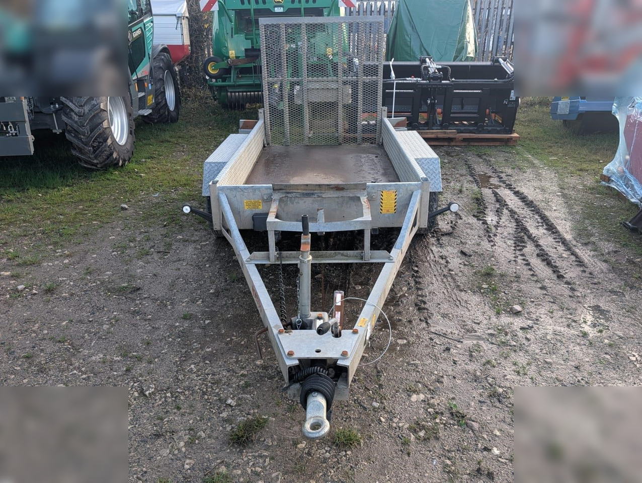 2015 INDESPENSION - Trailer untuk mesin konstruksi: gambar 3 2015 INDESPENSION - Trailer untuk mesin konstruksi: gambar 3