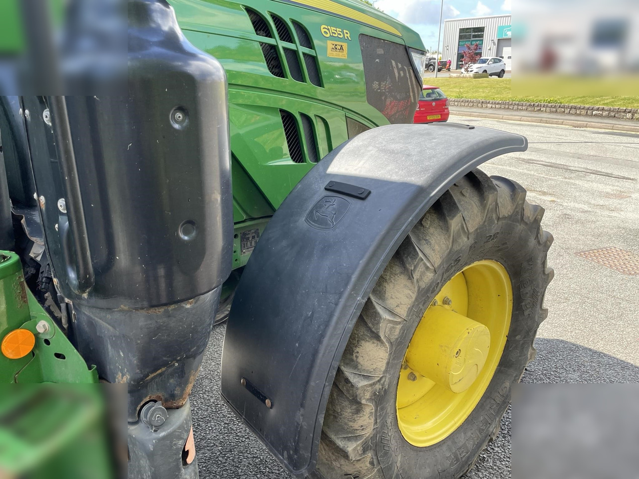 2019 JOHN DEERE 6155R - Traktor: gambar 3 2019 JOHN DEERE 6155R - Traktor: gambar 3