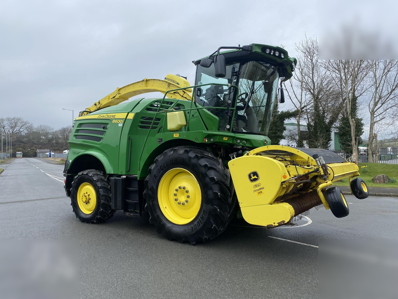 2020 JOHN DEERE 8600 - Pemanen hijauan: gambar 2 2020 JOHN DEERE 8600 - Pemanen hijauan: gambar 2