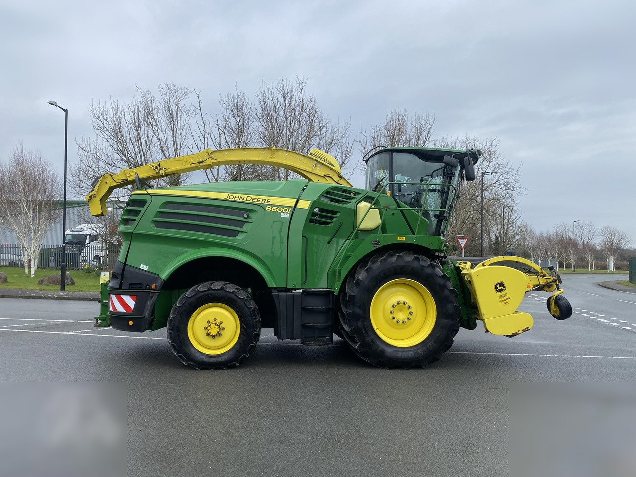 2020 JOHN DEERE 8600 - Pemanen hijauan: gambar 4 2020 JOHN DEERE 8600 - Pemanen hijauan: gambar 4