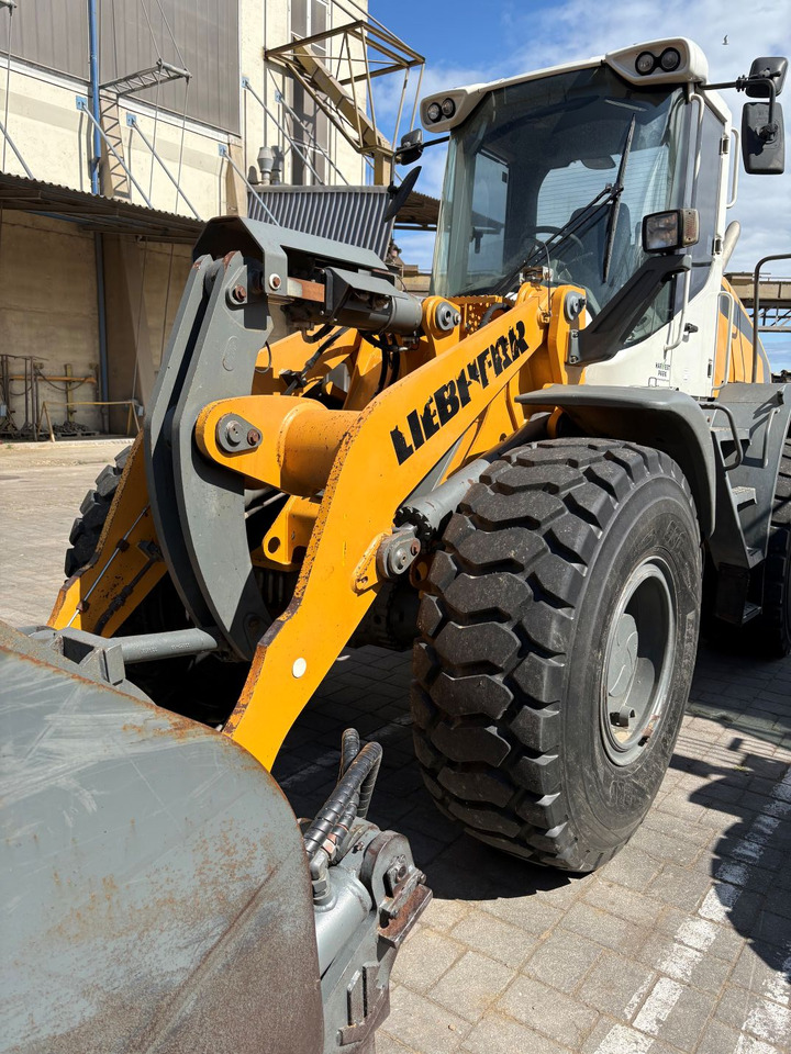 Liebherr L538 - Wheel loader: gambar 1 Liebherr L538 - Wheel loader: gambar 1