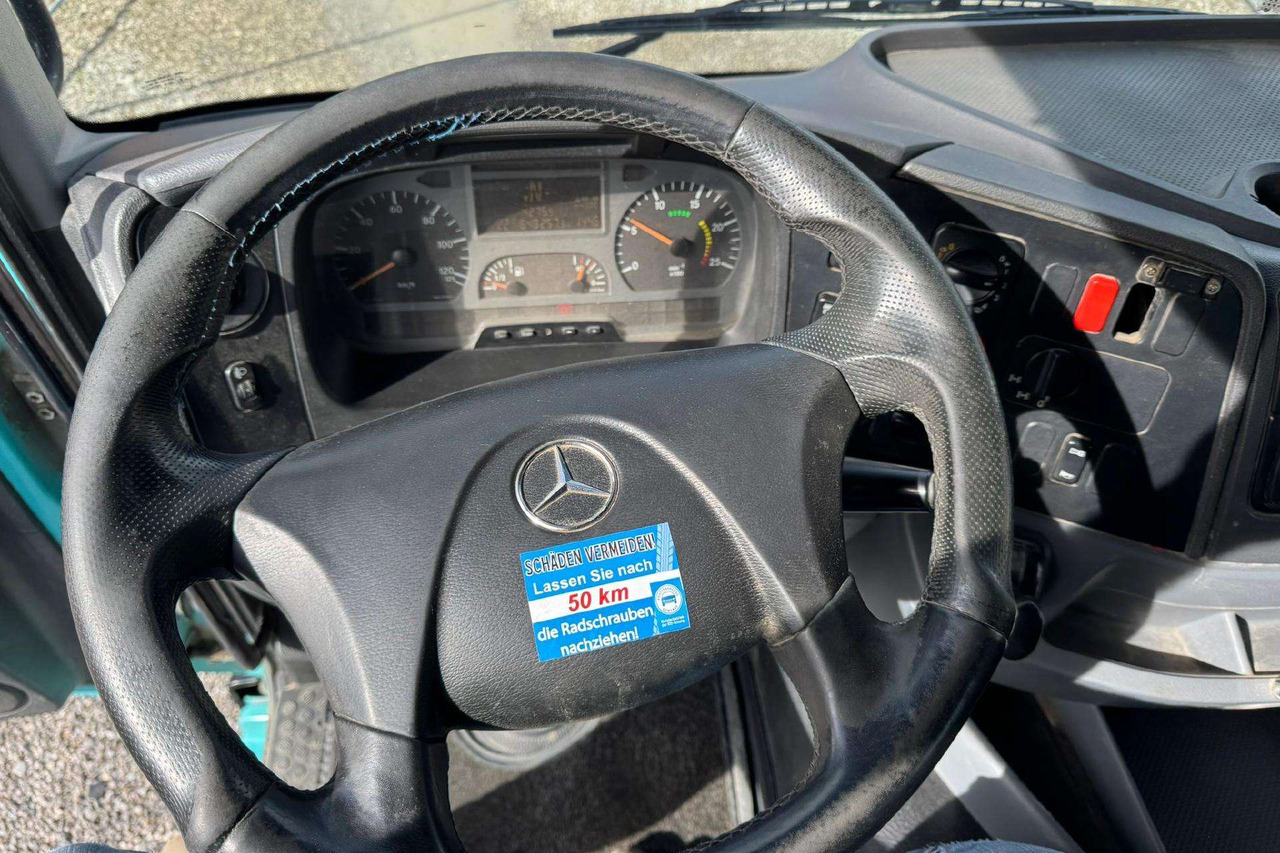 Mercedes-Benz Actros 3240 - Truk jungkit: gambar 4 Mercedes-Benz Actros 3240 - Truk jungkit: gambar 4