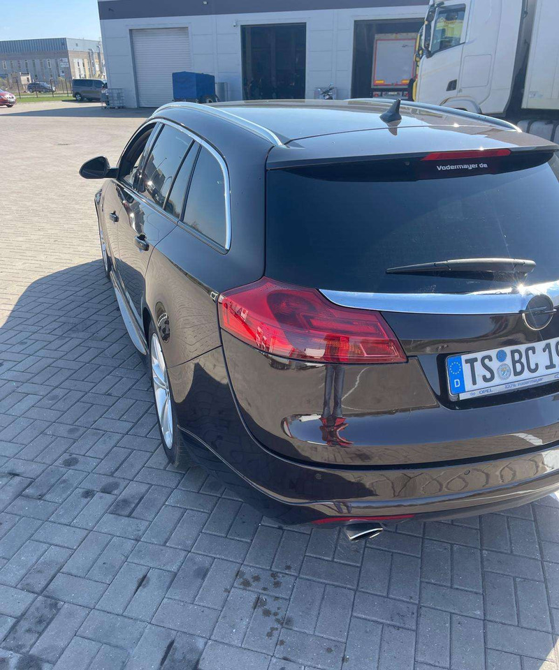 Opel Insignia - Station wagon: gambar 5 Opel Insignia - Station wagon: gambar 5