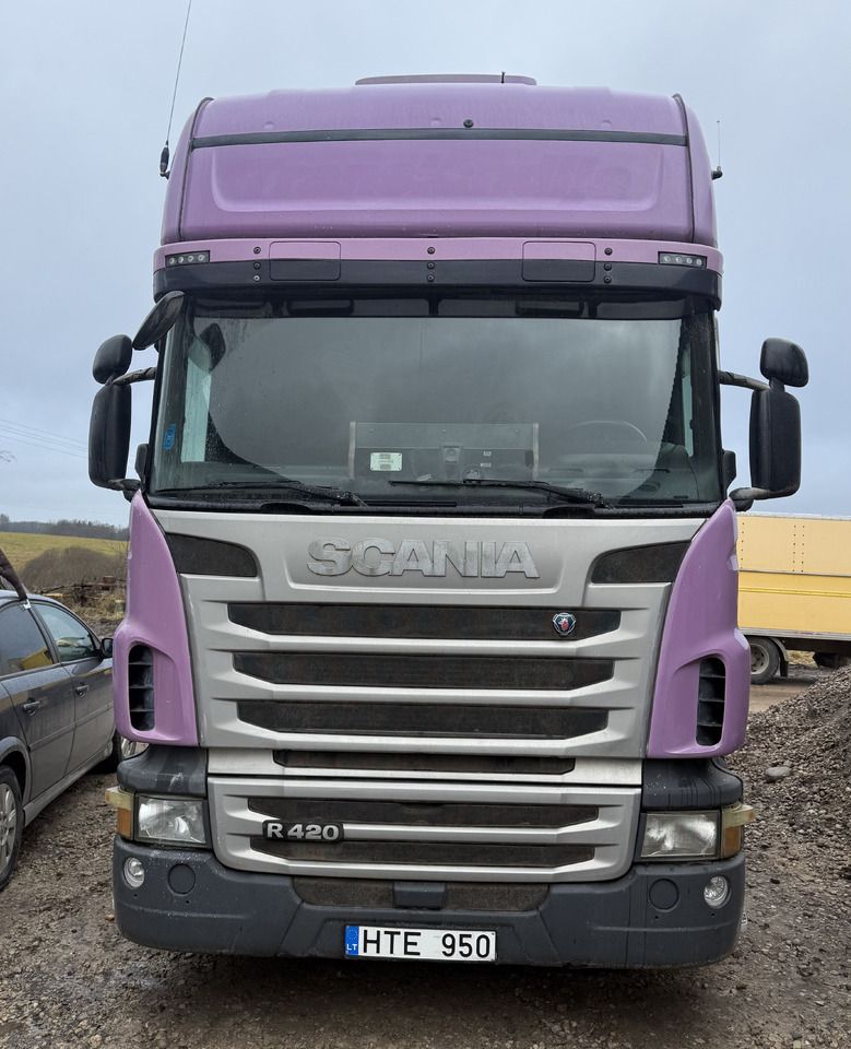 SCANIA R420 - Tractor head: gambar 1 SCANIA R420 - Tractor head: gambar 1