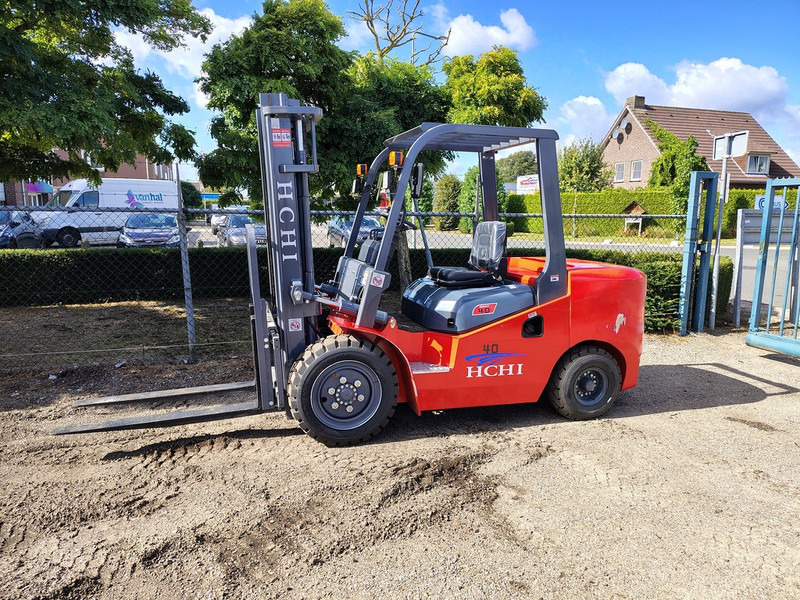 HCHI 4 ton diesel - Forklift diesel: gambar 1 HCHI 4 ton diesel - Forklift diesel: gambar 1
