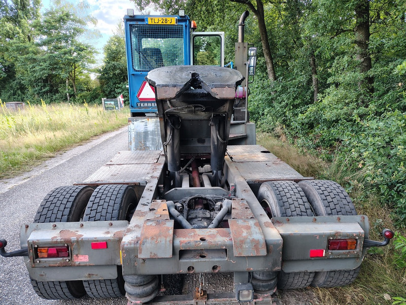 Terberg Yt180 - Traktor terminal: gambar 4 Terberg Yt180 - Traktor terminal: gambar 4