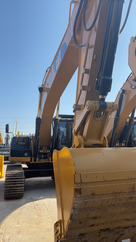 CATERPILLAR 330D2L used excavator source supply - Ekskavator perayap: gambar 1 CATERPILLAR 330D2L used excavator source supply - Ekskavator perayap: gambar 1