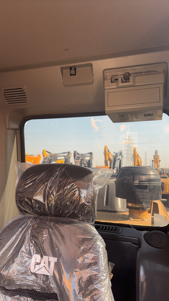 CATERPILLAR 330D2L used excavator source supply - Ekskavator perayap: gambar 5 CATERPILLAR 330D2L used excavator source supply - Ekskavator perayap: gambar 5