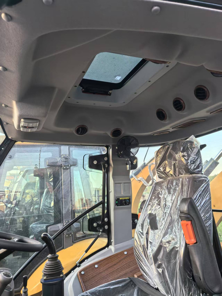 CATERPILLAR 426F new backhoe loader 2025 hot sale jcb - Backhoe loader: gambar 5 CATERPILLAR 426F new backhoe loader 2025 hot sale jcb - Backhoe loader: gambar 5
