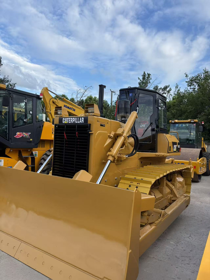 CATERPILLAR D6G bulldozer construction machine - Bulldozer: gambar 1 CATERPILLAR D6G bulldozer construction machine - Bulldozer: gambar 1