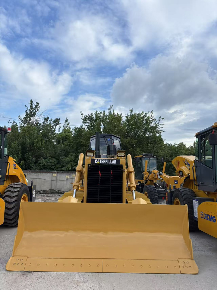 CATERPILLAR D6G caterpillar USA brand Heavy Duty Bulldozer For Mining & Road Construction - Bulldozer: gambar 2 CATERPILLAR D6G caterpillar USA brand Heavy Duty Bulldozer For Mining & Road Construction - Bulldozer: gambar 2